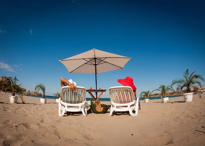 Apartahotel Rocamar Beach 3*